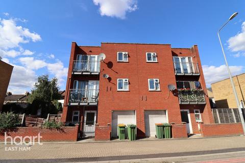 4 bedroom semi-detached house for sale, Newham Way, London