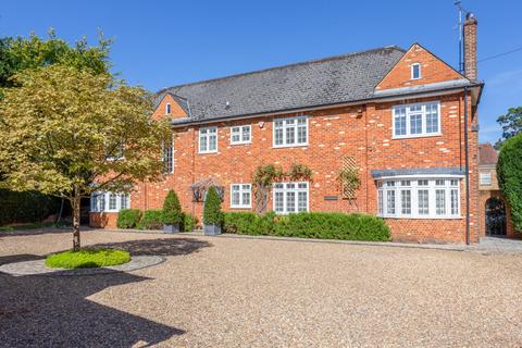 4 bedroom detached house for sale, Wells Lane, Ascot, Berkshire