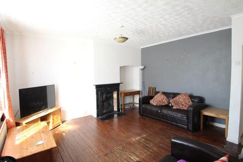 3 bedroom house to rent, Mayesbrook Road, Goodmayes