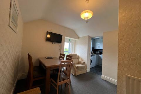 1 bedroom flat to rent, Gower Road, Swansea, Upper Killay, SA2