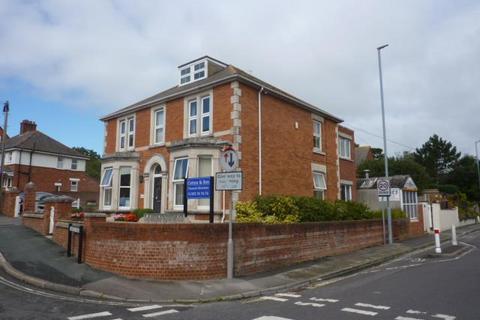 2 bedroom apartment to rent, Milton Road, Weymouth