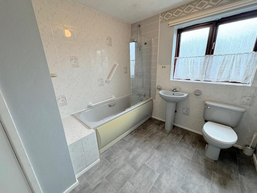 Family bathroom