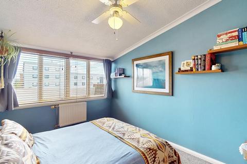 90 Distillery Walk, Brentford, TW8 0SG