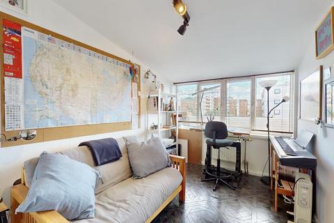 90 Distillery Walk, Brentford, TW8 0SG