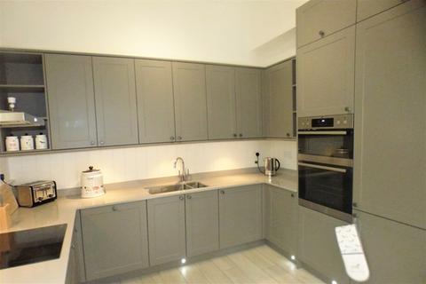 2 bedroom apartment to rent, Ground floor two bedroom furnished apartment