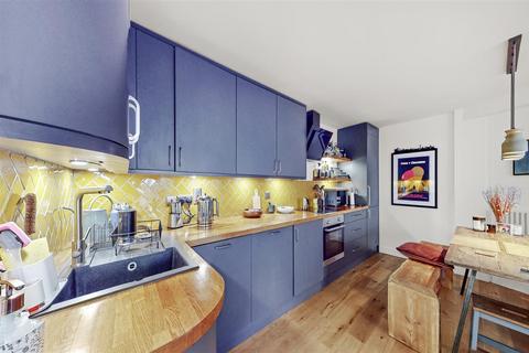 1 bedroom apartment for sale, Hayfield Passage, London E1