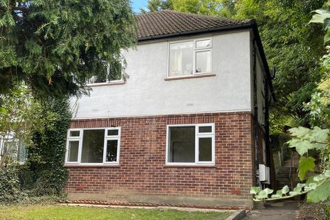 2 bedroom flat for sale, Hemdean Road, Caversham, Reading