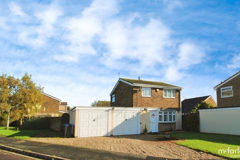 3 bedroom detached house for sale, Deansfield, Cricklade, SN6