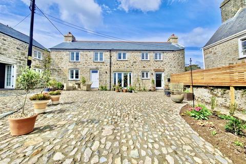 4 bedroom barn conversion for sale, 5 Trelill Court, Trewennack TR13