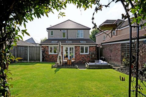 3 bedroom detached house for sale, The Avenue, Dronfield, Derbyshire, S18 2LR