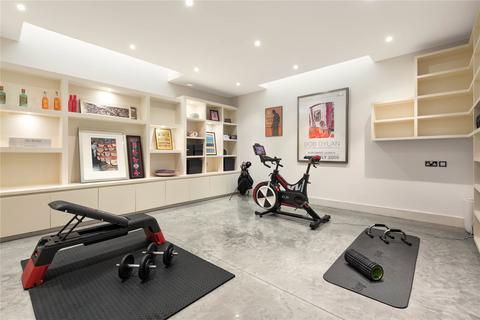 51 Abingdon Villas, London, W8 6XA