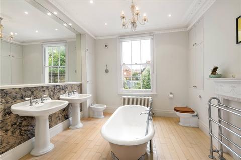 51 Abingdon Villas, London, W8 6XA