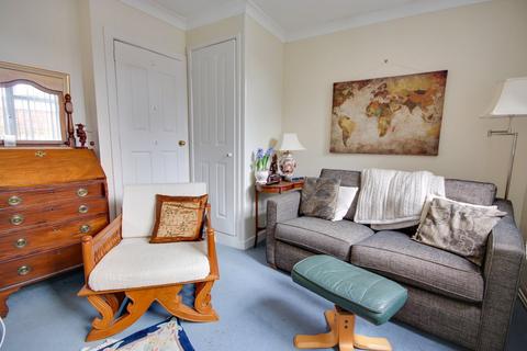 1 Brunswick Place, Lymington, SO41 9EQ
