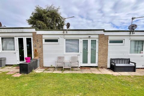 2 bedroom chalet for sale, Beach Road, Hemsby, Great Yarmouth