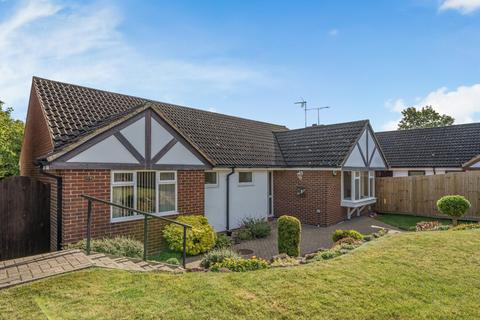 27 Bowland Crescent, Dunstable, LU6 3QD
