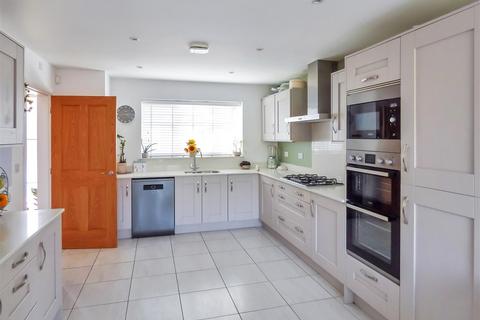 4 bedroom detached house for sale, The Martingales, Newbold on Stour, Stratford-Upon-Avon