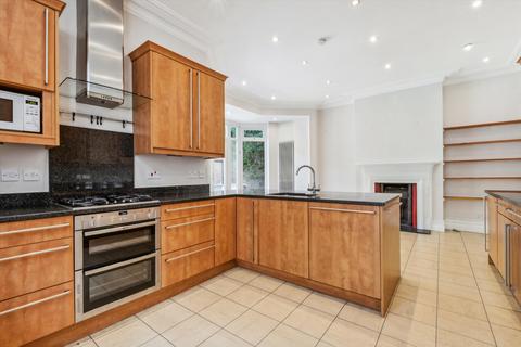 5 bedroom semi-detached house to rent, Underhill Road, London, SE22