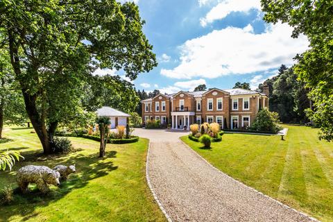 7 bedroom detached house for sale, Picketts Hill, Headley, Hampshire, GU35