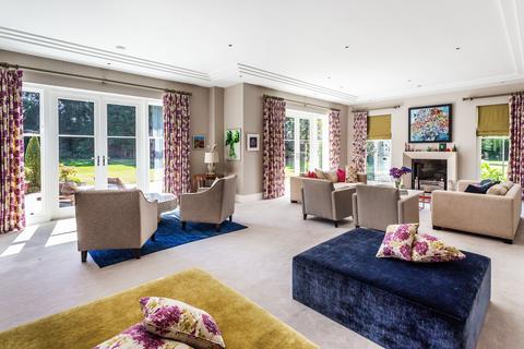 7 bedroom detached house for sale, Picketts Hill, Headley, Hampshire, GU35