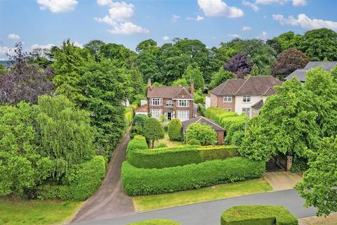 4 bedroom detached house for sale, Beeston Fields Drive, Beeston NG9