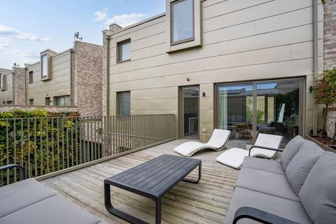 53 Eddington Avenue, Cambridge, CB3 1SE