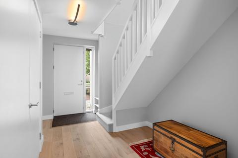 53 Eddington Avenue, Cambridge, CB3 1SE