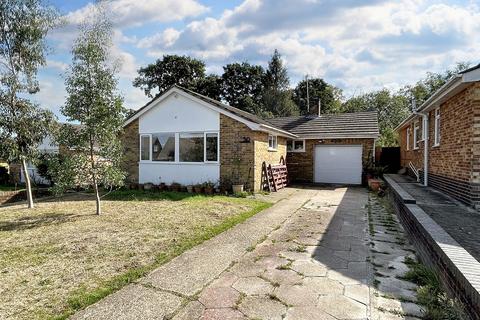 3 bedroom detached bungalow for sale, Hillview Road, Hythe, SO45