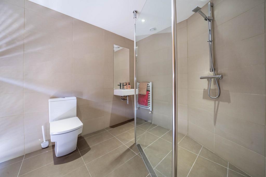 En suite shower room
