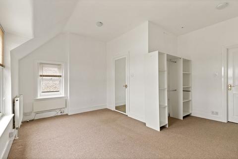 1 bedroom apartment to rent, Earls Avenue, Folkestone, Folkestone, CT20