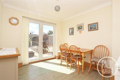 2 bedroom semi-detached bungalow for sale, Westwood Avenue, Lowestoft, NR33