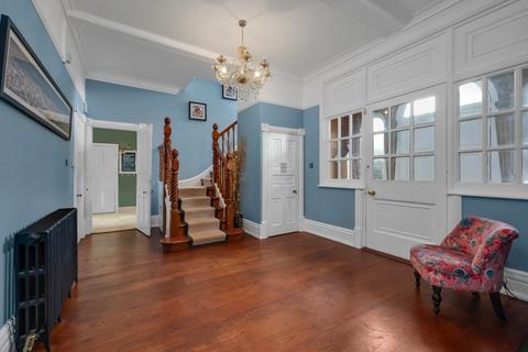 Merrylee, 21 Castle Road, Weybridge, KT13 9QN