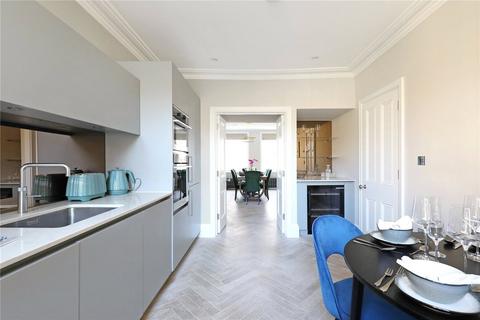 3 bedroom flat to rent, Kensington Gardens Square, Bayswater, W2