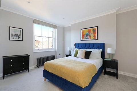 3 bedroom flat to rent, Kensington Gardens Square, Bayswater, W2