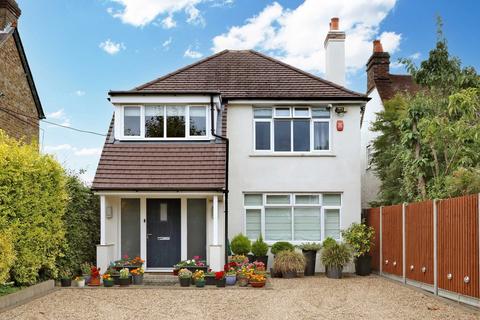 4 bedroom detached house for sale, Green Lane, Farnham Common, Buckinghamshire, SL2