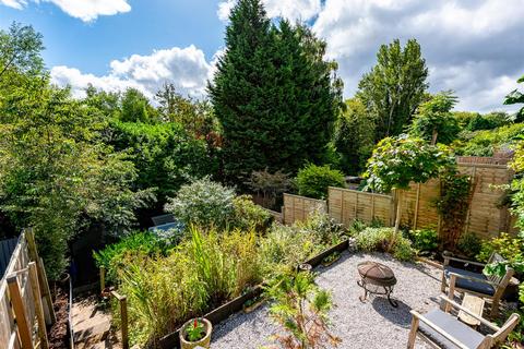 26 Kirkstone Crescent, Wombourne, Wolverhampton, WV5 8EH