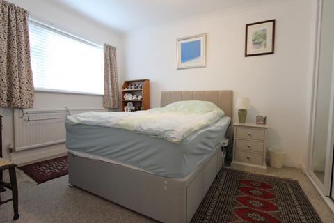 2 bedroom flat for sale, Marine Road, Walmer, CT14