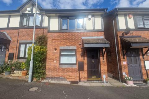 2 bedroom semi-detached house to rent, Clent Hill Drive, Rowley Regis B65