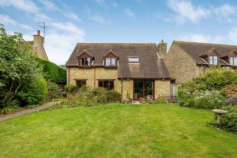 4 bedroom detached house for sale, Lower End, Bucks HP18