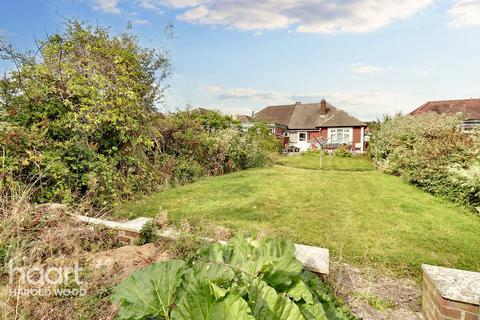 2 bedroom semi-detached bungalow for sale, Harrow Crescent, Romford