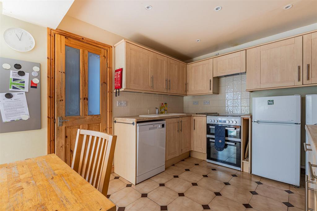 North Luton Place 8-6.jpg