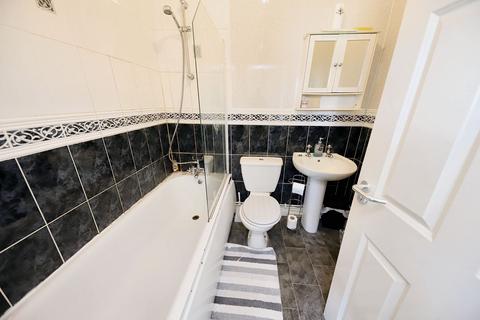 1 bedroom flat for sale, Mill Street, Pontypridd CF37