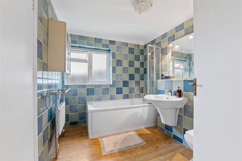 10 Brownlow Road, Redhill, RH1 6AW
