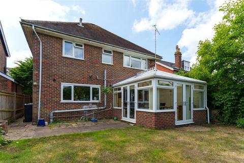 10 Brownlow Road, Redhill, RH1 6AW