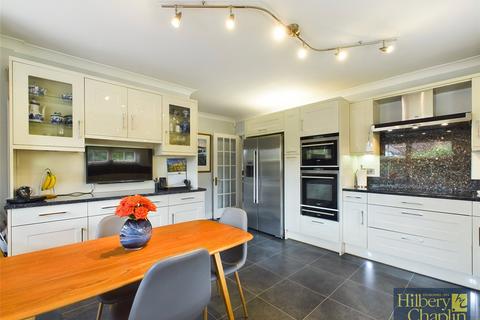 10 Gainsborough Place, Hutton, Brentwood, CM13 2RF