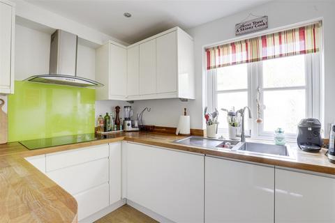 3 bedroom detached house for sale, Calverton Road, Arnold NG5