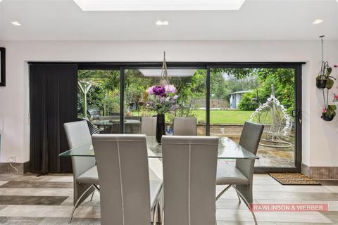 Highbury House, 80 Hurst Road, East Molesey, KT8 9AG