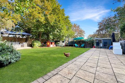 11 Hance Lane, Rayne, Braintree, CM77 6TH