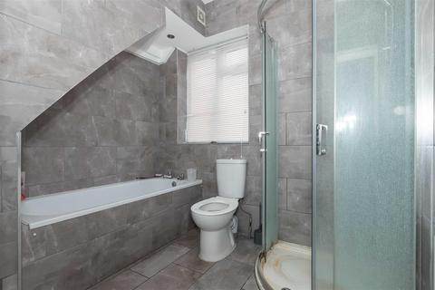 6 bedroom house share for sale, West End Way, Lancing