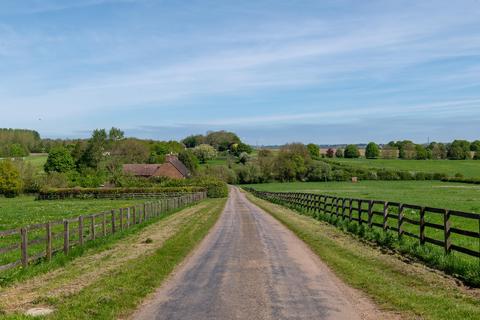 3 bedroom semi-detached house for sale, Lot 3 - Cropredy Lawn, Cropredy, Banbury, Oxfordshire, OX17