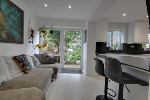 31 Appledore Close, Hull, HU9 1PZ